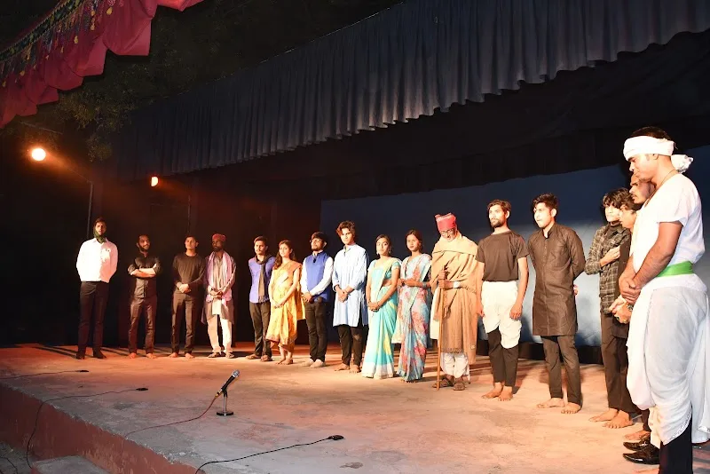Kala Samooh — Dance in Lashkar
