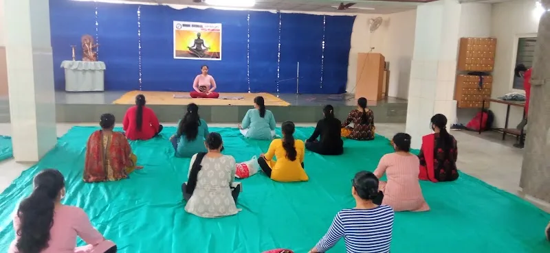 Yama yoga — Yoga in Radhika Park