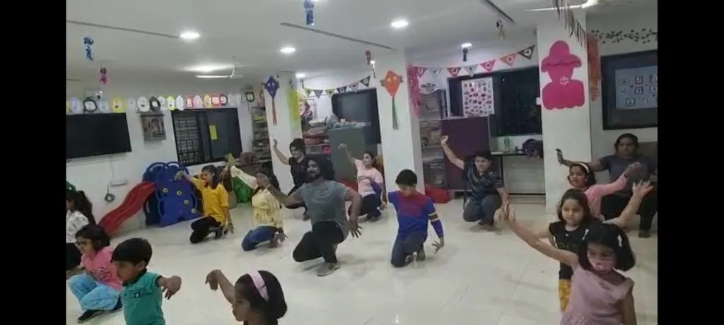 Vishwakala Dance Academy — Dance in Dhankawadi