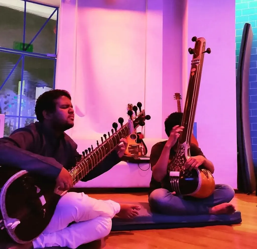 Swaranjali Academy of Music — Music in Sadashiv Peth