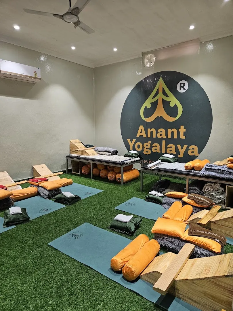 Anant Yogalaya Peer Muchalla (Zirakpur) — Yoga in Dhakoli
