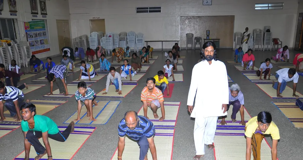 VIVEKA YOGA CENTER — Yoga in Mettukuppam