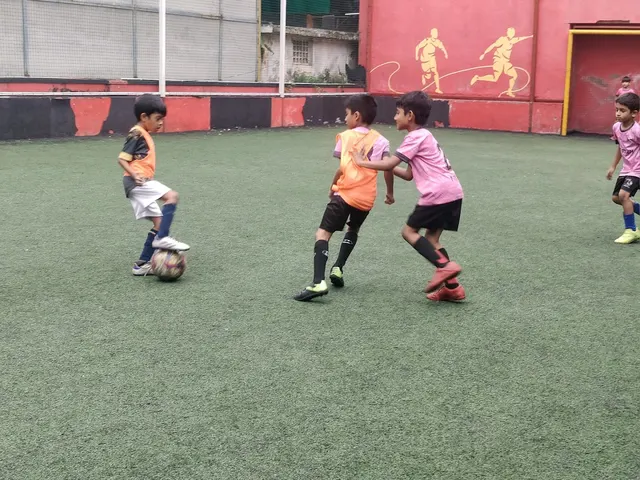 first touch football academy Nungambakkam — Football in Nungambakkam