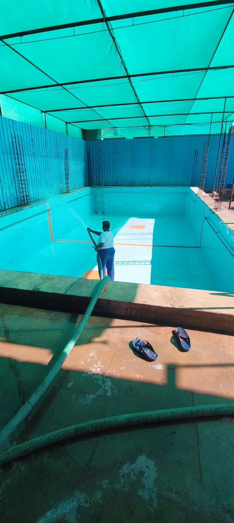 GEHLOT GARH SWIMMING POOl — Swimming in Prem Nagar
