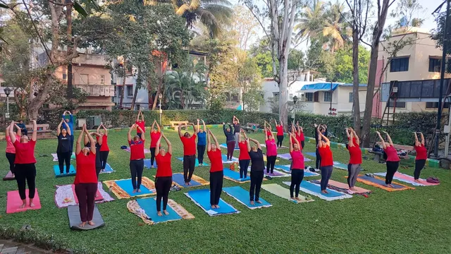 Seema's Power Yoga — Yoga in Parvati Paytha