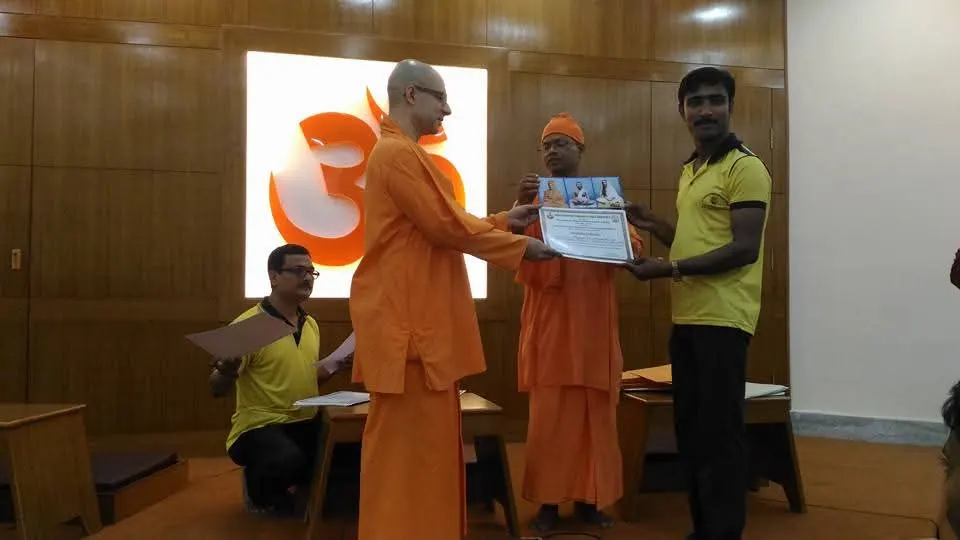 𝐘𝐨𝐠𝐚 𝐒𝐚𝐦𝐚𝐝𝐡𝐚𝐧 | Best yoga classes in kolkata — Yoga in Tollygunge, Kolkata