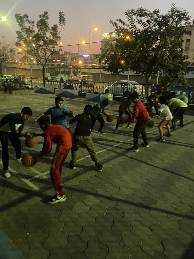 BASKETBALL ACADEMY — Basketball in Taltala