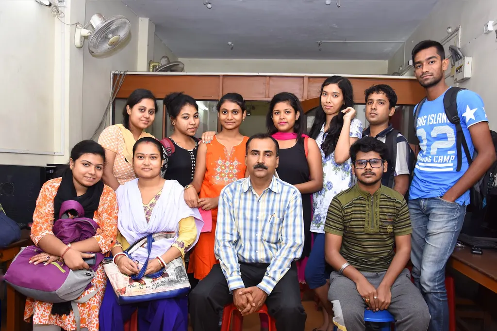 Thakurpukur Youth Computer Training Center — Coding & Robotics in Nabapally