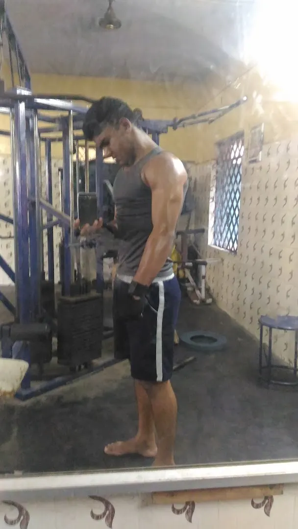 Barracks Government Gym — Basketball in George Town