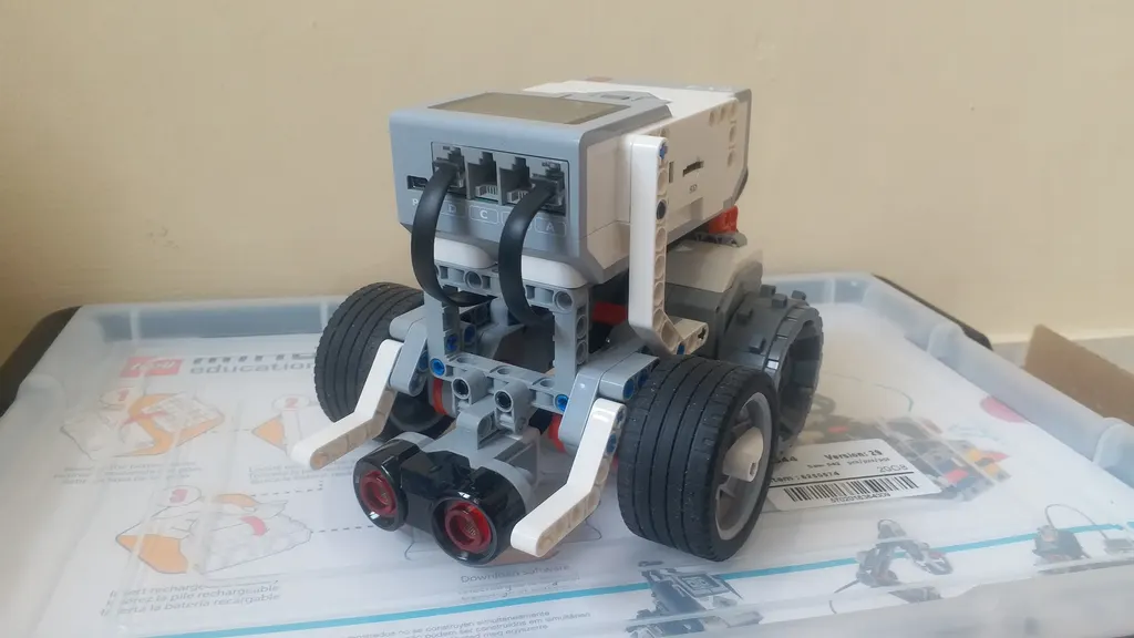 Robotic Architect — Coding & Robotics in Chinchwad