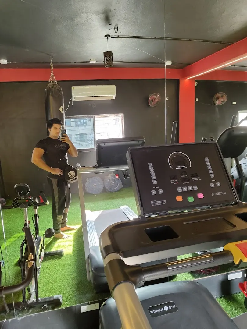 Iron addict gym3 photo 1