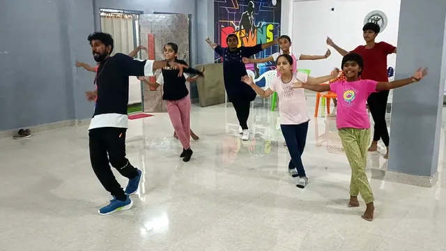 D-TWINS Dance & Fitness Studio — Dance in Falaknuma