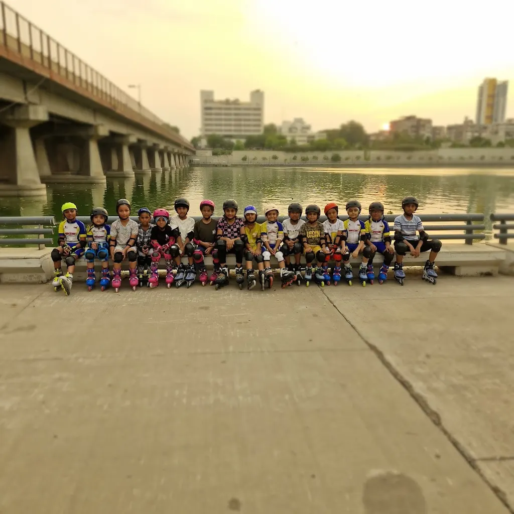 Parvaz Skating Zone — Skating in Nava Naroda