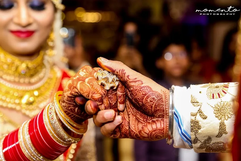 Momento Photography Fashion & Weddings photo 1