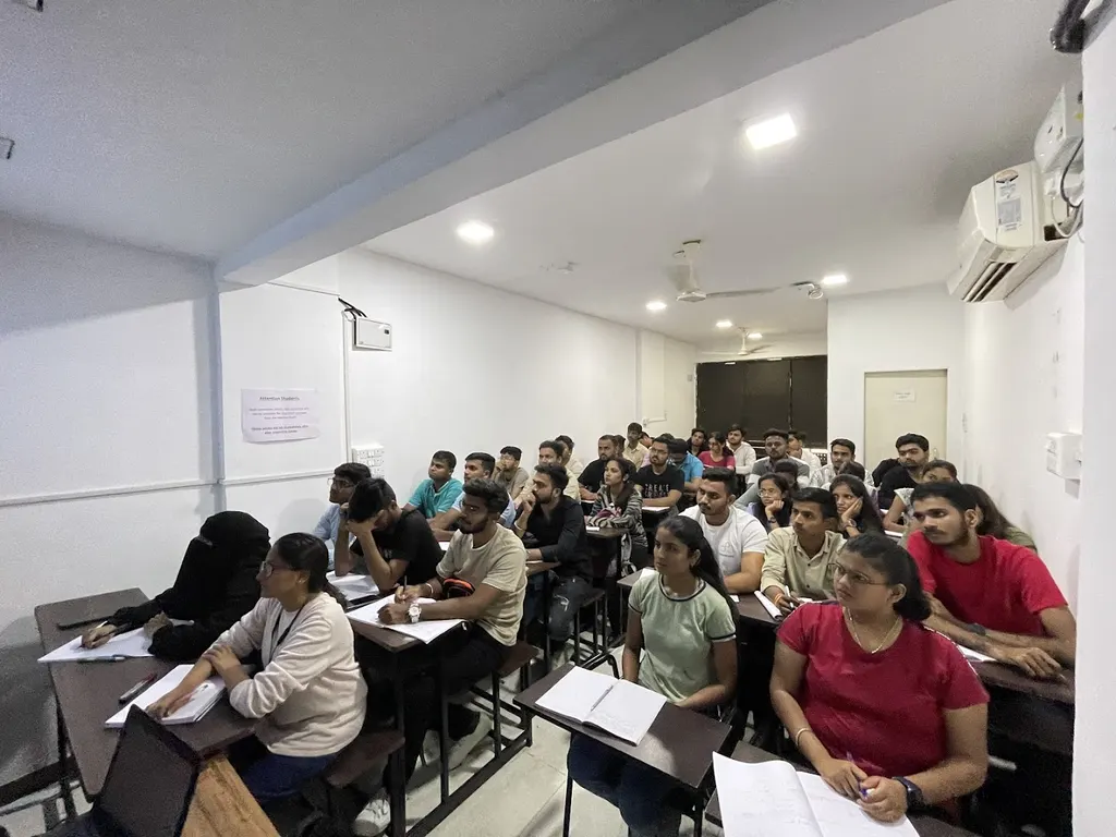 Spoken English Classes in Pune SevenMentor — Language in Shivajinagar