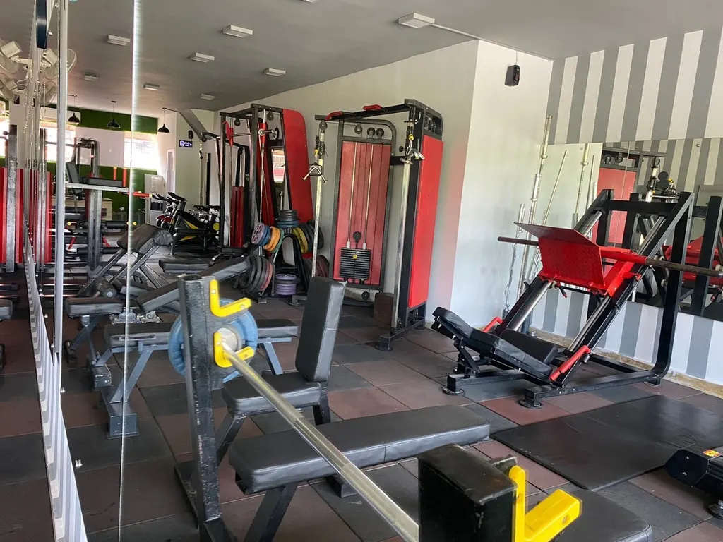 Sculpt Unisex Gym — Standard Gym in Sector 40D