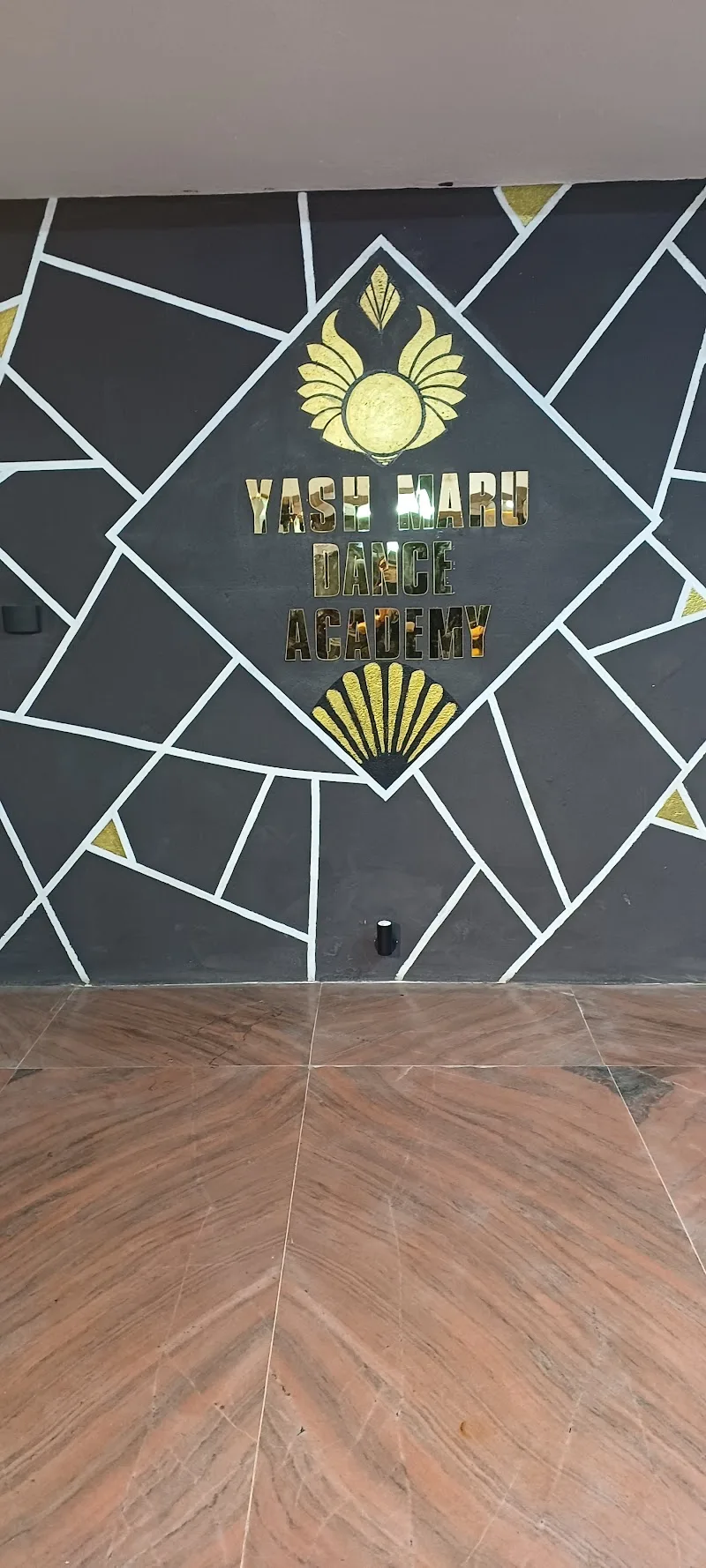 Yash Maru Dance Academy — Dance in Hiran Magri