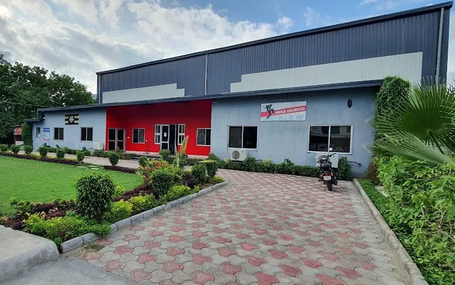 Chawat Sports Academy — Swimming in Mahaveer Colony Park