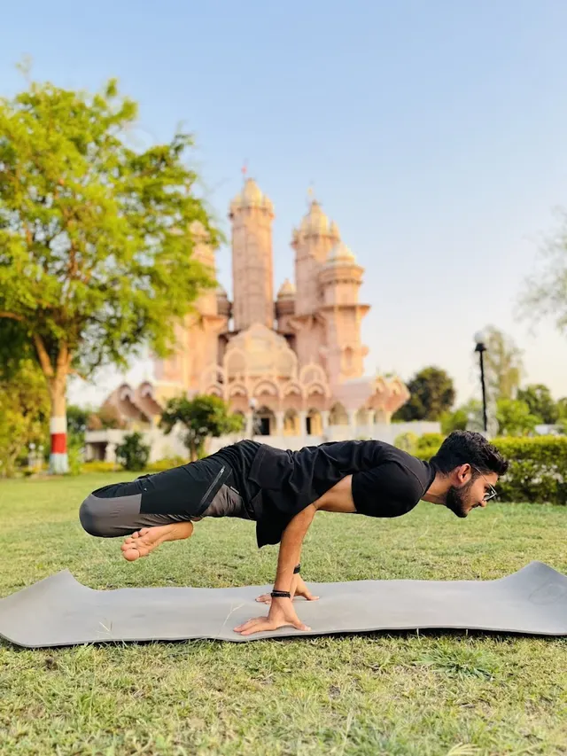 Sarvotkarsh Foundation — Yoga in Naranpura