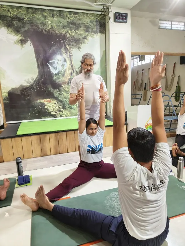 Yogacharya Dhakaram — Yoga in Shastri Nagar