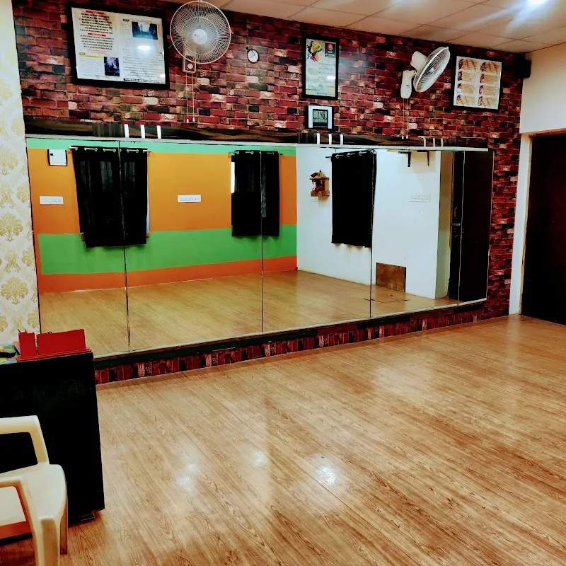 Talk By Dance — Dance in Bhagat Ki Kothi