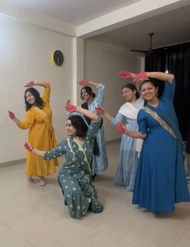 Bollywood Dance And Aerobics workout- BOLLYBICS MOVES — Dance in Balawala