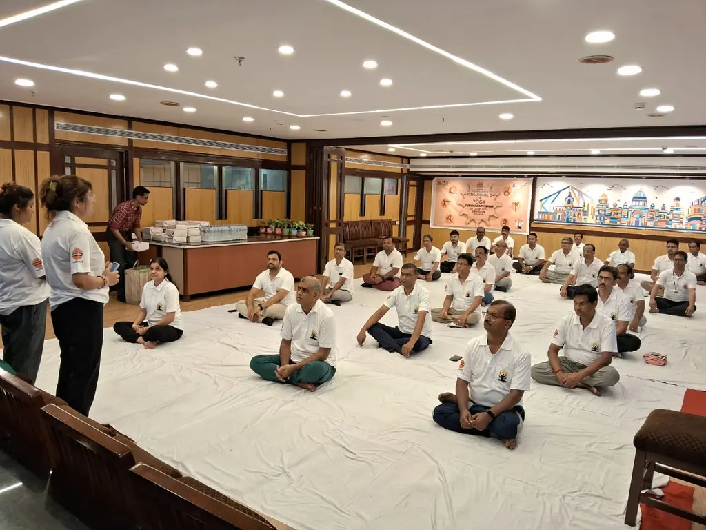 YOGMANTRA ( main branch) — Yoga in New Alipore