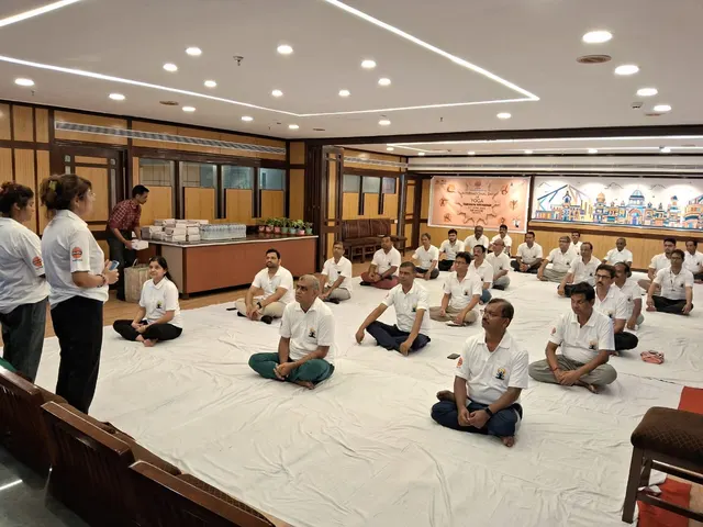 YOGMANTRA ( main branch) — Yoga in New Alipore