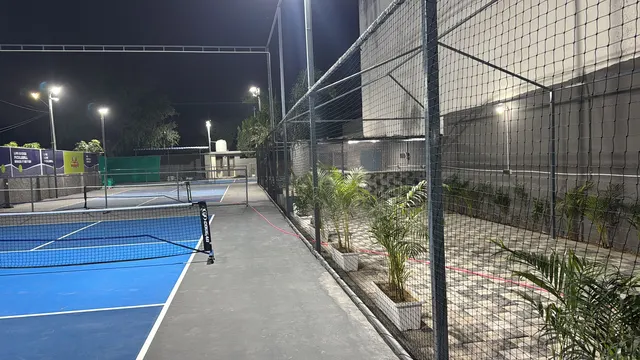 RR SPORTS CLUB