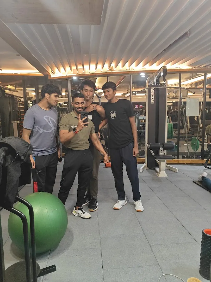Add Life Fitness & Health Spa — Standard Gym in Park Street, Kolkata