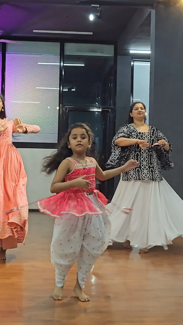 IDF STUDIO — Dance in Vidhyut Nagar