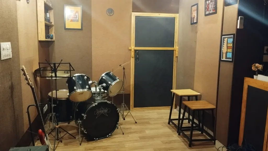 Artist Unsung School of Music (AUSOM) — Music in Vyasarpadi