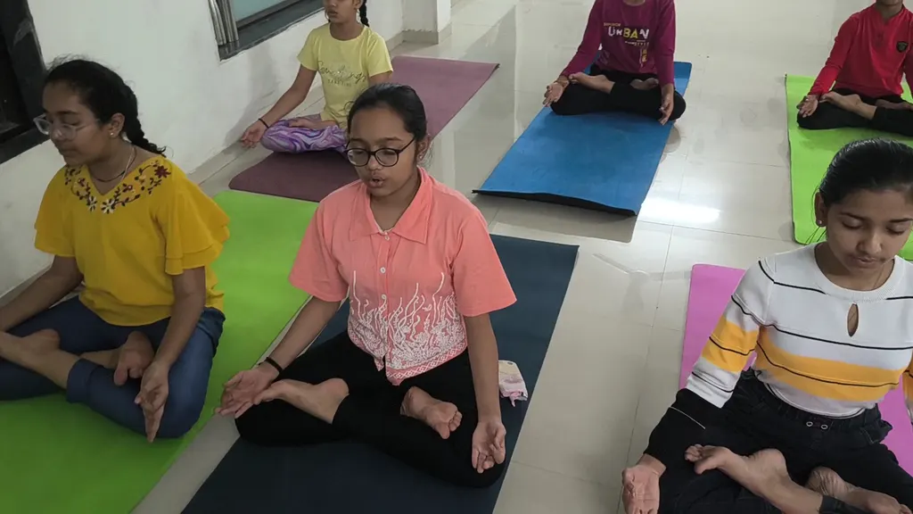 Divine Yog Studio — Yoga in Vastral