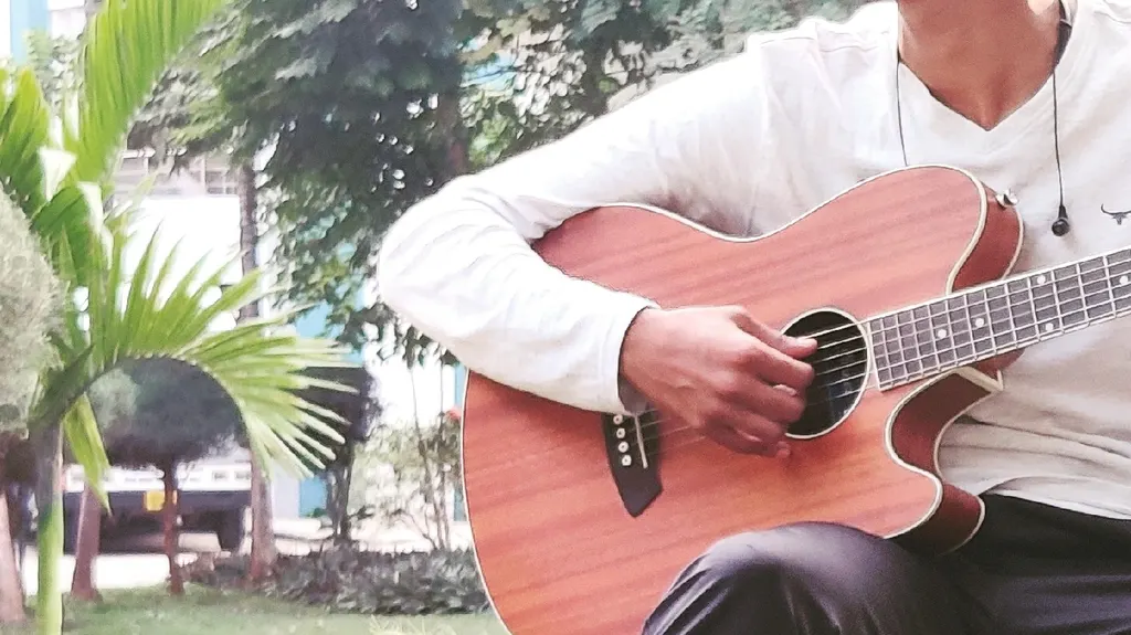 THE RHYTHM "GUITAR CLASSES" — Music in Pimple Saudagar