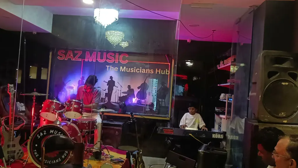 SAZ MUSIC CLASSES & INSTRUMENT STORE — Music in Rahatani