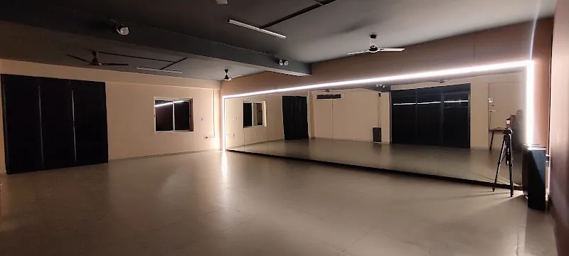 ELANZA DANCE STUDIO - Dance, Fitness and Weddings — Dance in Kumhartoli