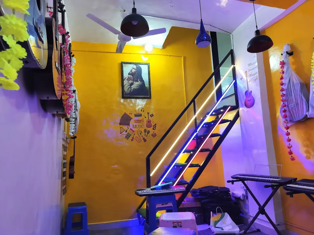 Royal Music Classes & Instruments Shop — Music in Wakad