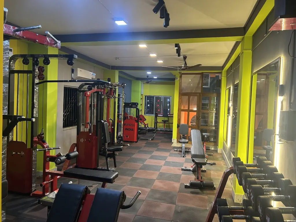 Leo Fitness — Standard Gym in Ramrajatala