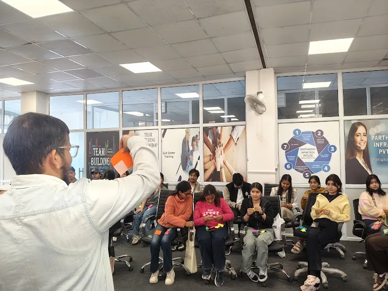 Yunige SKP School of Global Languages LLP — Language in Kedar Puram