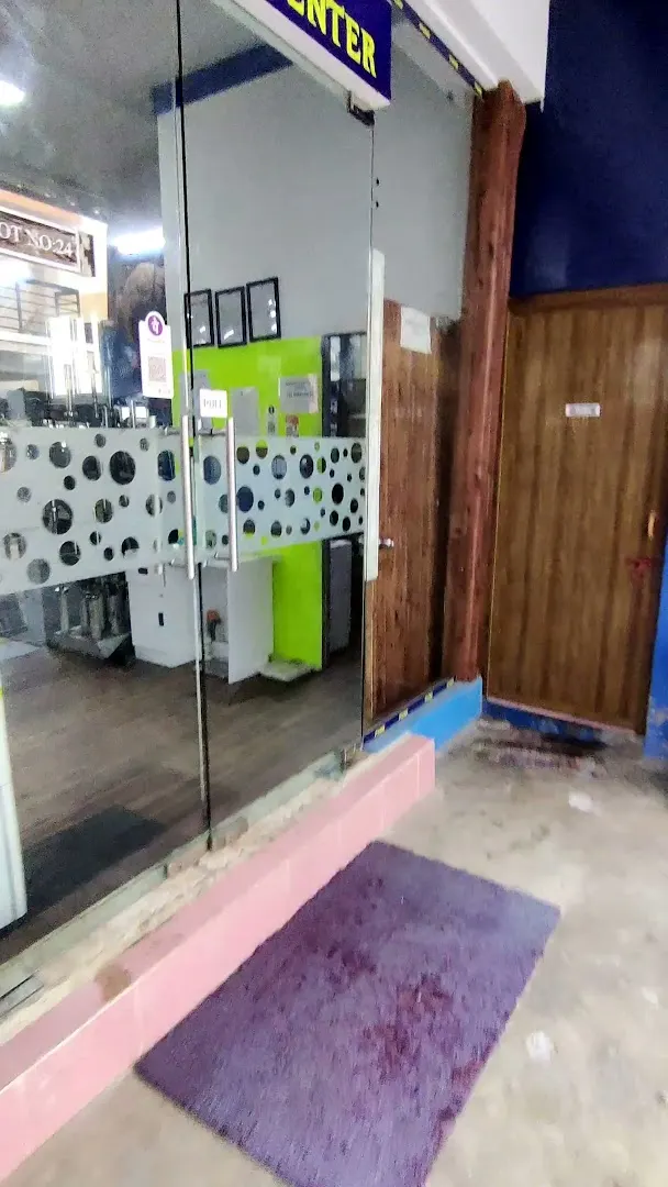 GYM / FITNESS TRAINER — Standard Gym in Sholinganallur