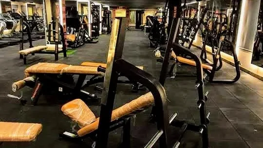 Bob's Gym XL
