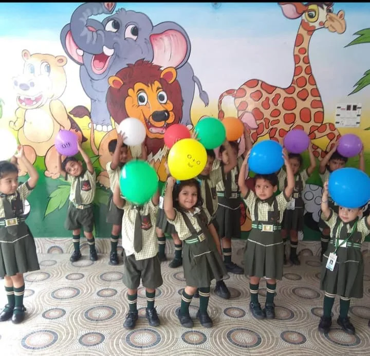 Rus Academy School — Music in Laxman Chowk