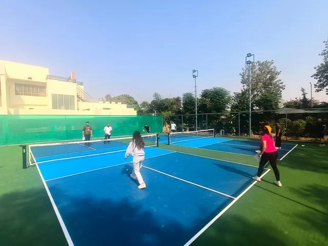 Queen's court
