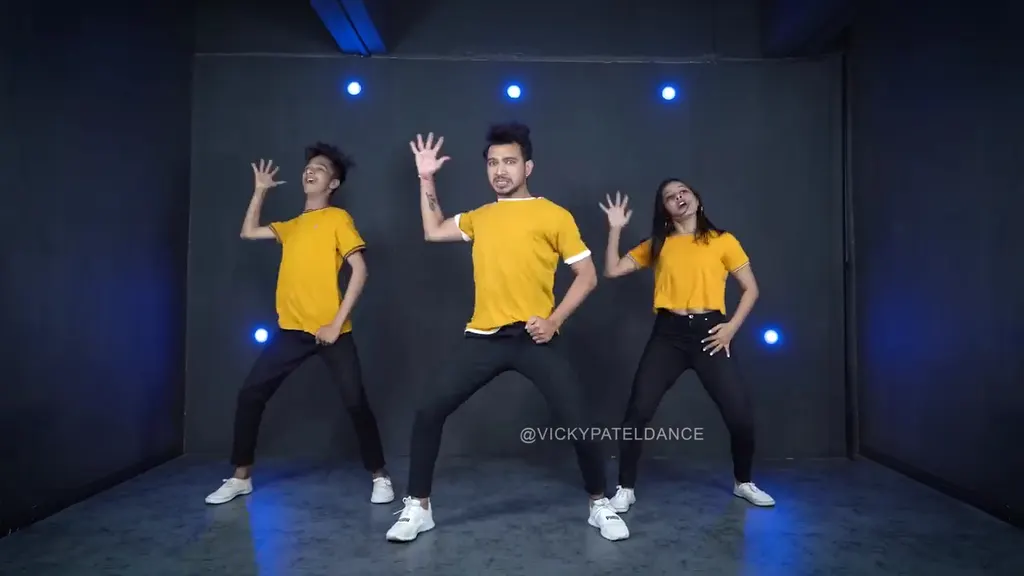 Vicky Patel Dance Academy — Dance in Vastral