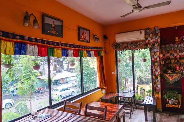 Mystic Yoga (Lake Avenue) — Yoga in Kalighat
