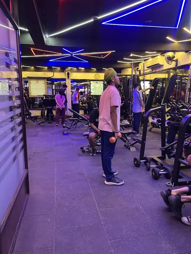 DreaMuscle Gym