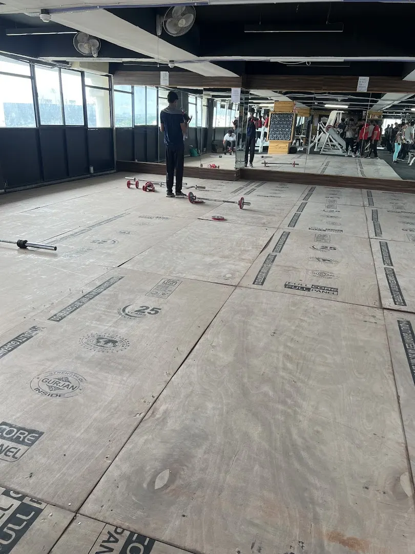 Gym Lounge premium Bapunagar — Yoga in Bapunagar