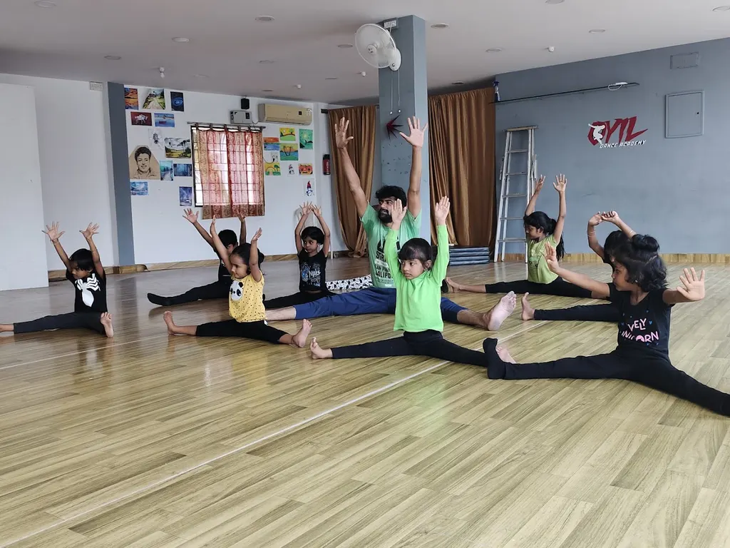 OYIL ACADEMY OF DANCE & ARTS — Dance in Madipakkam