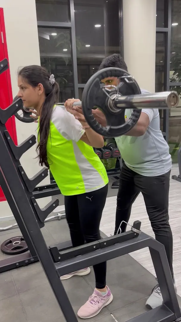 Personal trainer and Nutritionist — Standard Gym in Moshi, Pimpri-Chinchwad