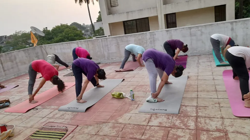 Sarthak Yoga Class — Yoga in Parvati Paytha